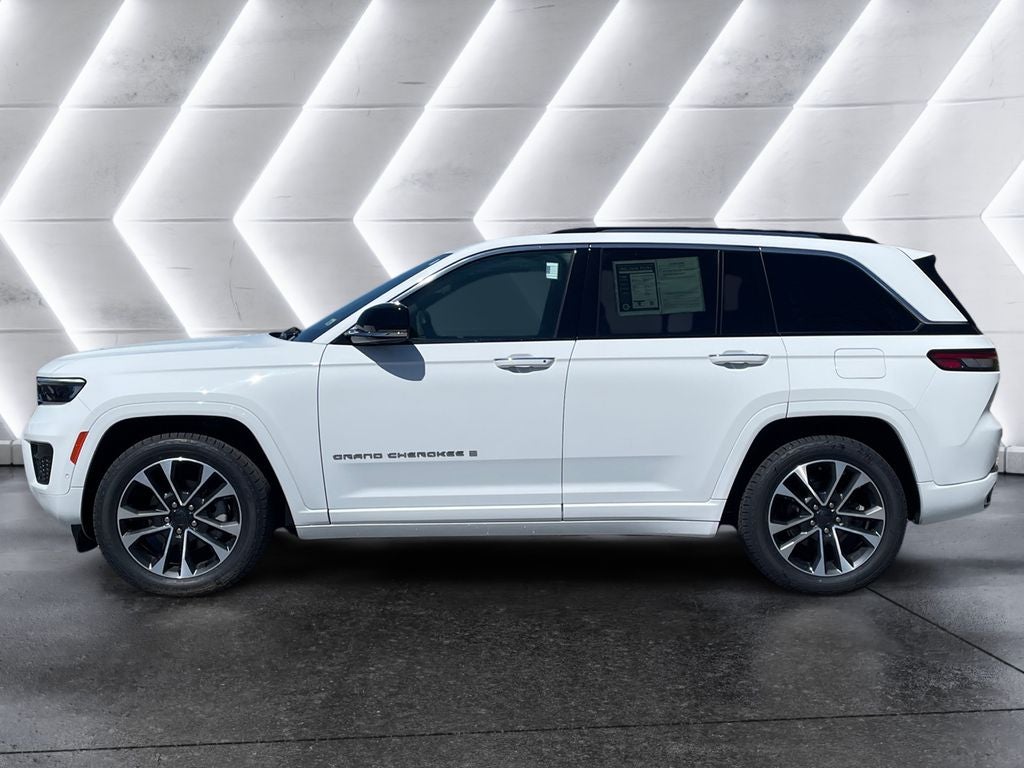 2022 Jeep Grand Cherokee Overland