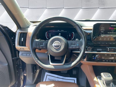 2024 Nissan Pathfinder Platinum