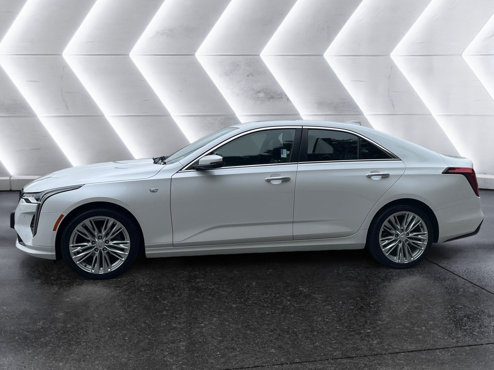 2024 Cadillac CT4 Premium Luxury