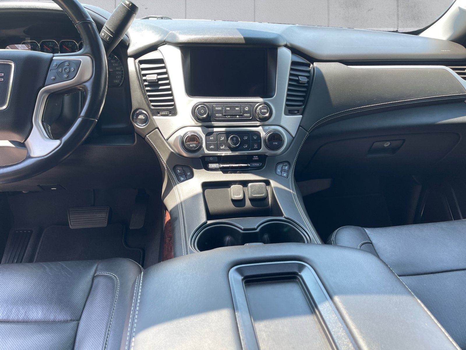 2020 GMC Yukon XL SLT