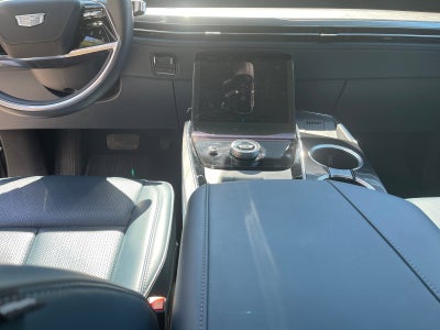 2025 Cadillac ESCALADE IQ Luxury 2