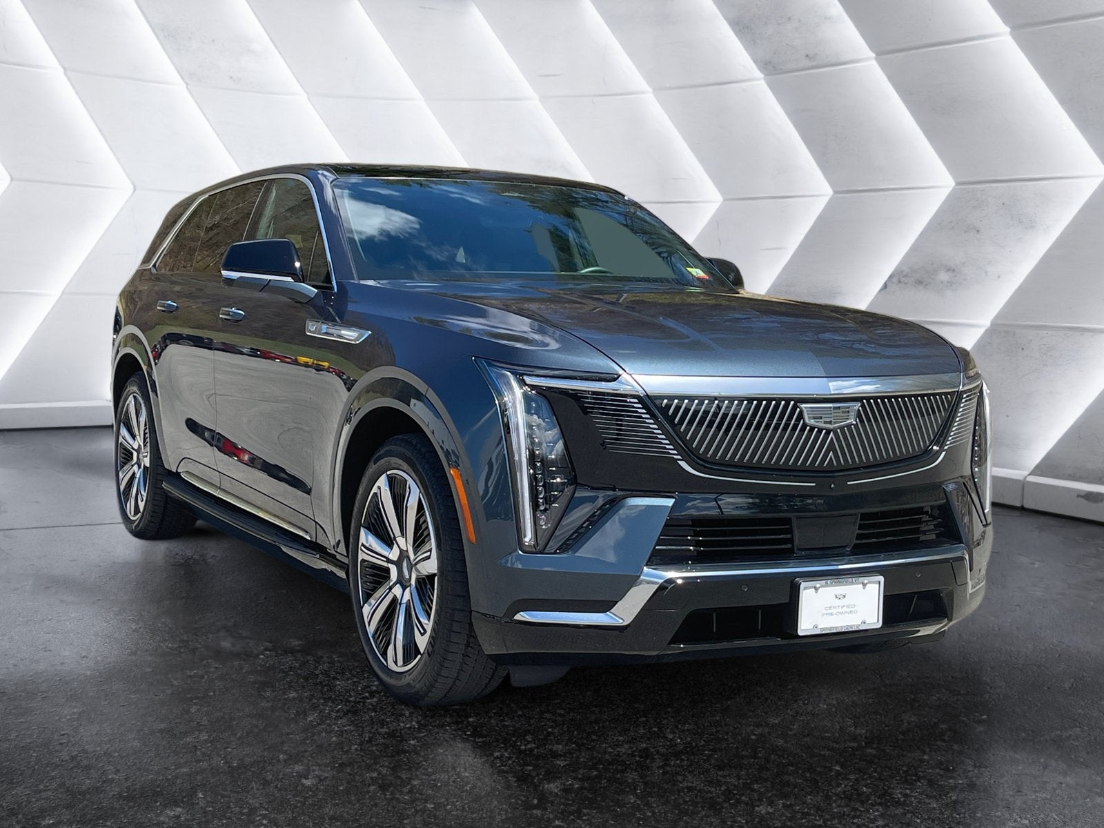 2025 Cadillac ESCALADE IQ Luxury 2