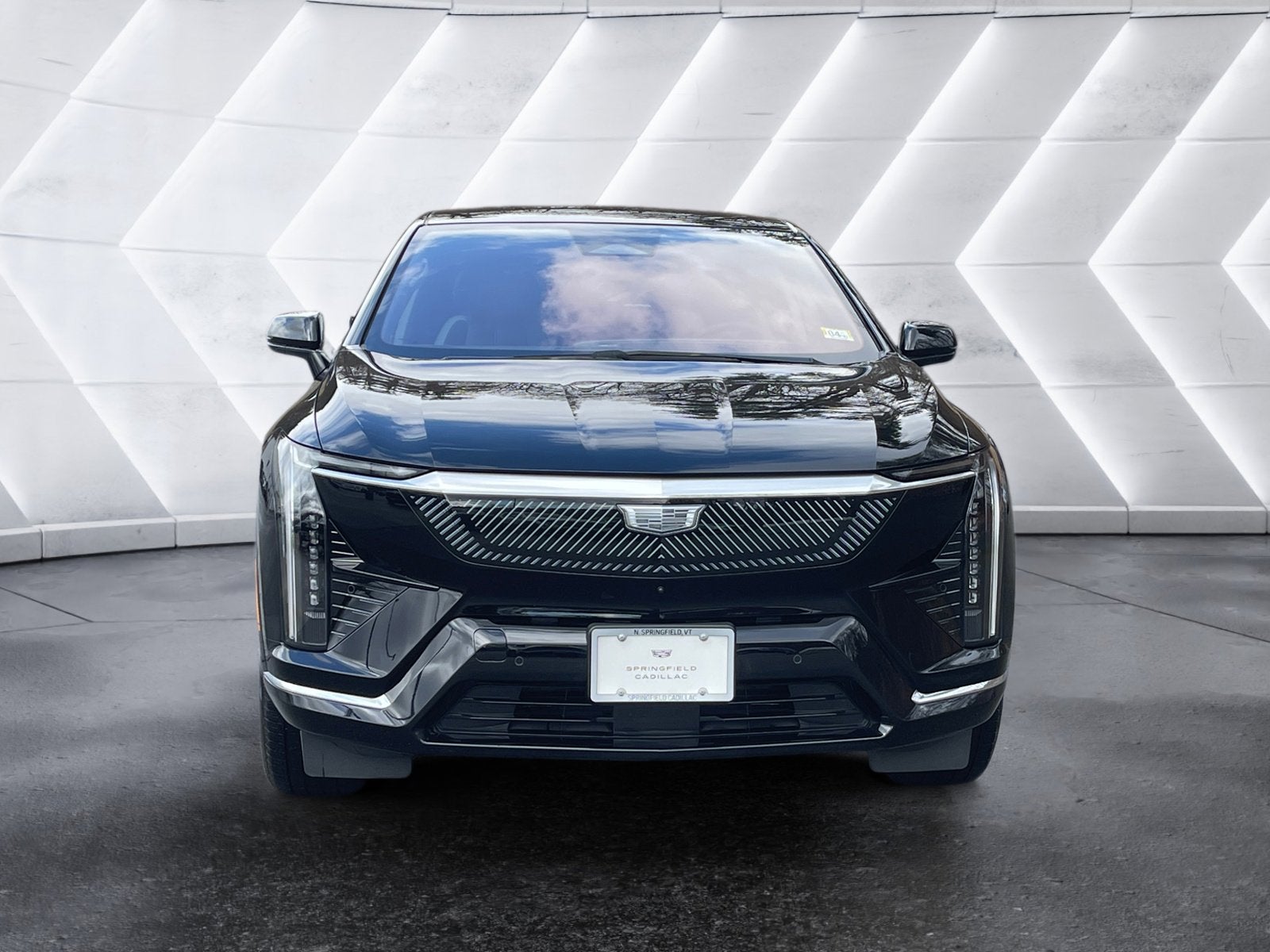 2025 Cadillac OPTIQ Luxury 1