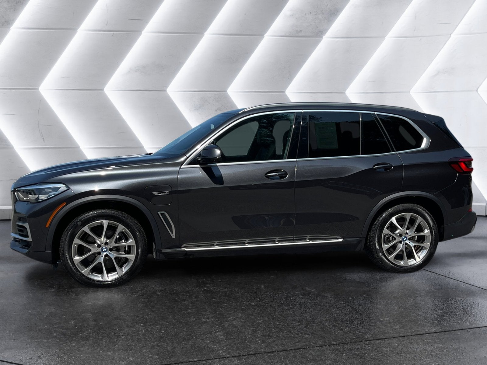 2023 BMW X5 PHEV xDrive45e