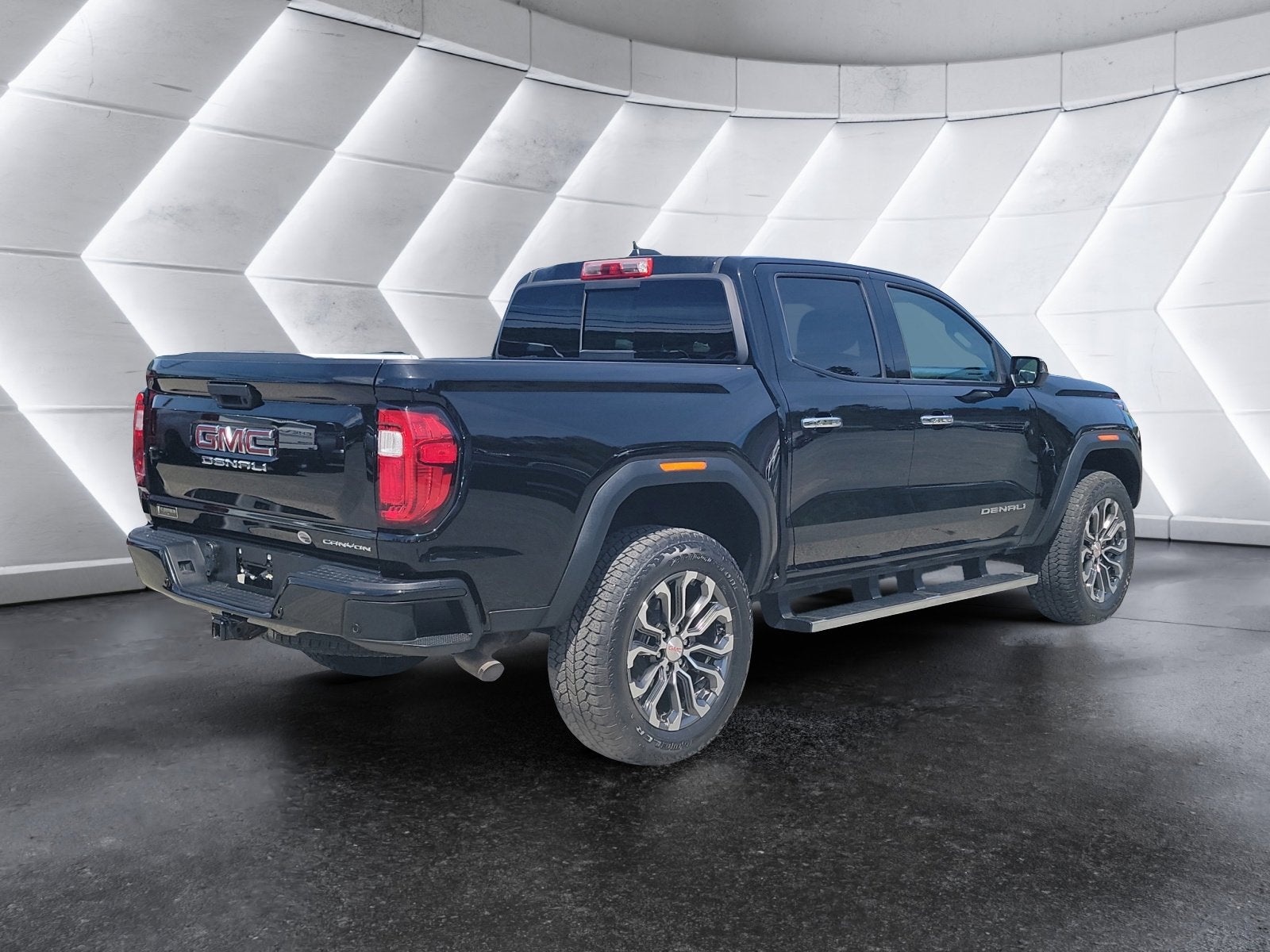 2023 GMC Canyon Denali