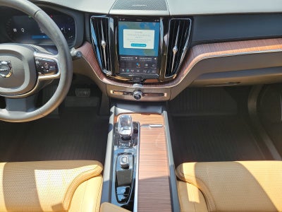 2025 Volvo XC60 Ultra