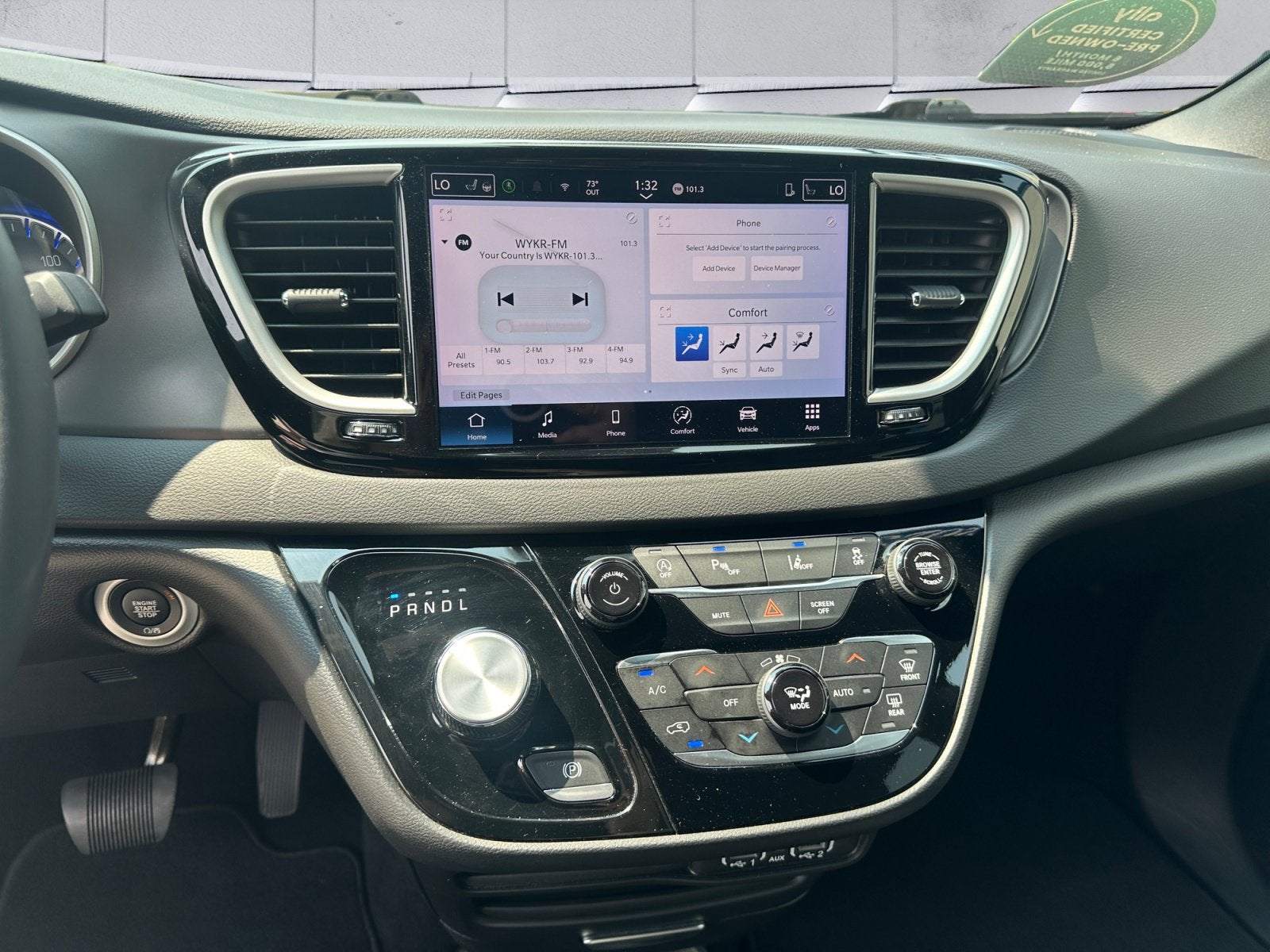 2025 Chrysler Pacifica Select