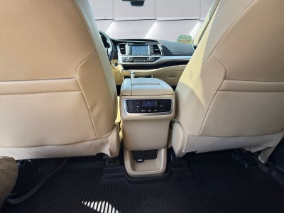 2017 Toyota Highlander XLE