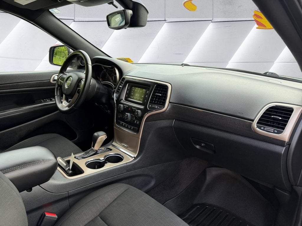 2017 Jeep Grand Cherokee Laredo