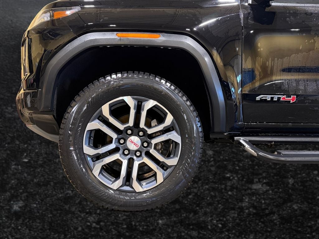 2024 GMC Canyon AT4