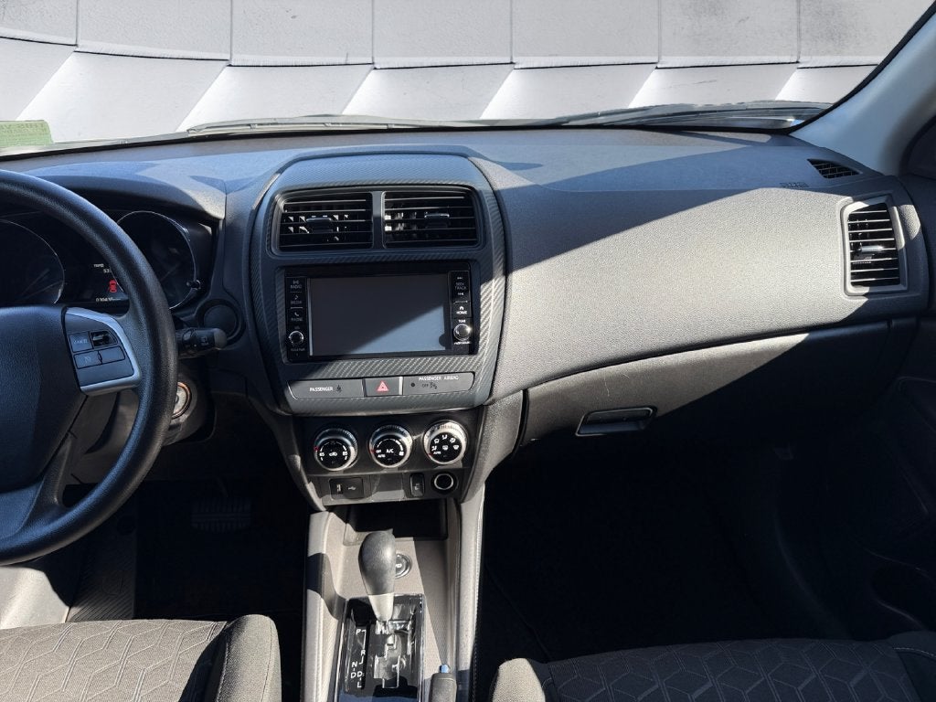 2025 Mitsubishi Outlander Sport Base