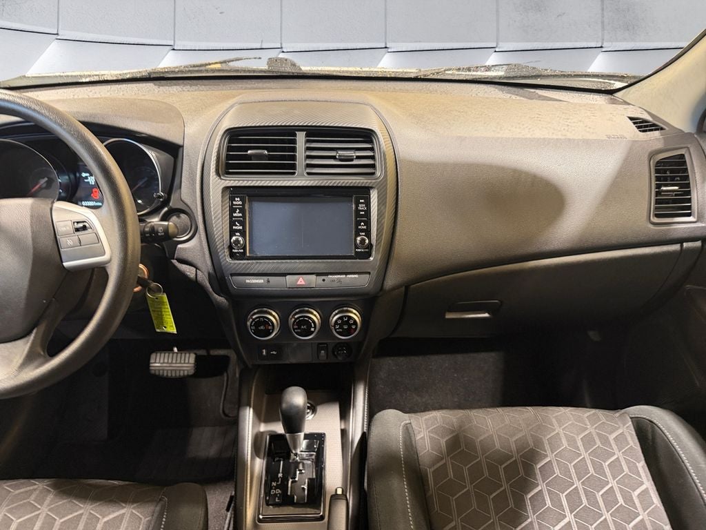 2025 Mitsubishi Outlander Sport Base