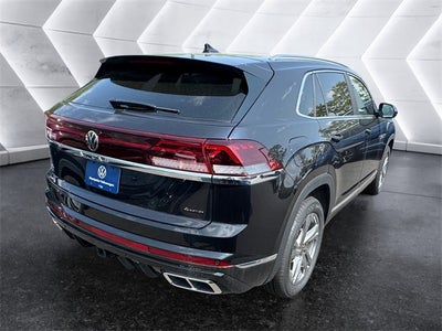 2024 Volkswagen Atlas Cross Sport 2.0T SEL R-Line
