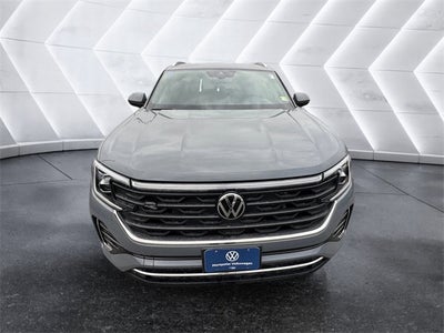 2024 Volkswagen Atlas Cross Sport 2.0T SEL R-Line