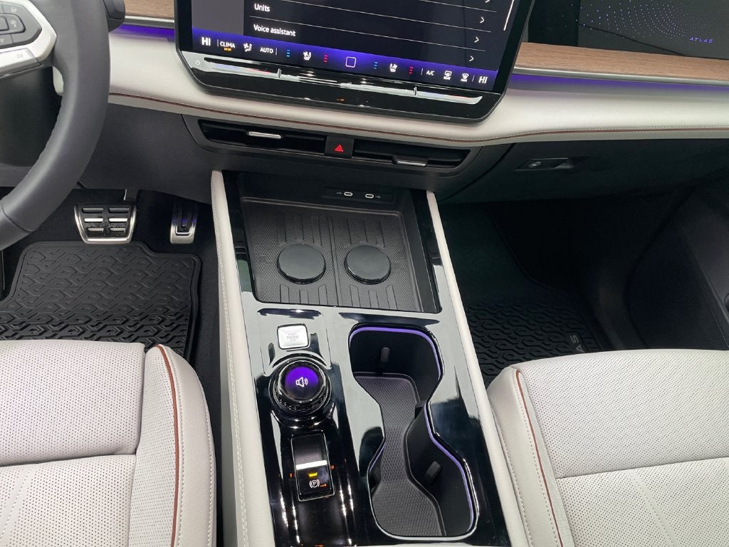 2027 Volkswagen Atlas SEL Premium R-Line