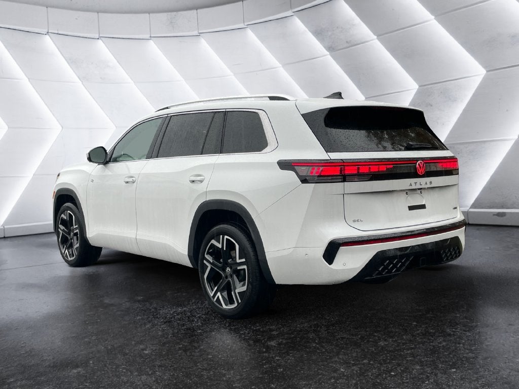 2027 Volkswagen Atlas SEL Premium R-Line