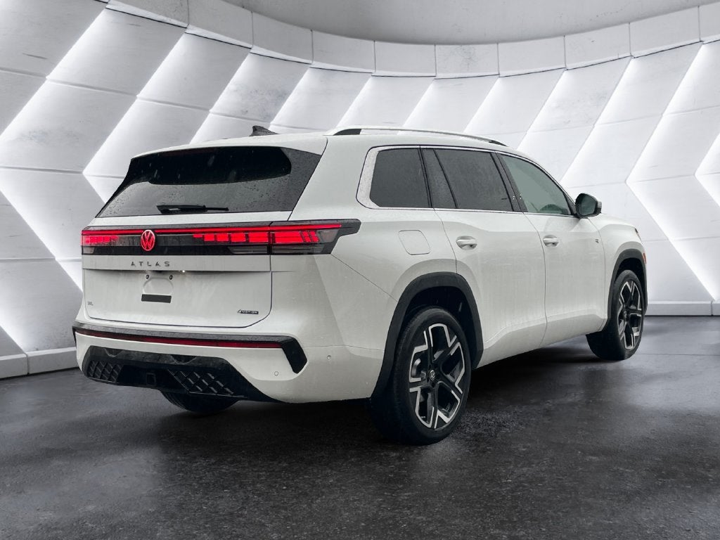 2027 Volkswagen Atlas SEL Premium R-Line