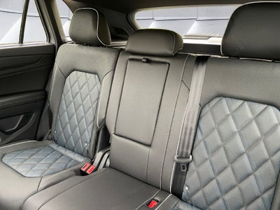 2026 Volkswagen Atlas Cross Sport SEL Premium R-Line