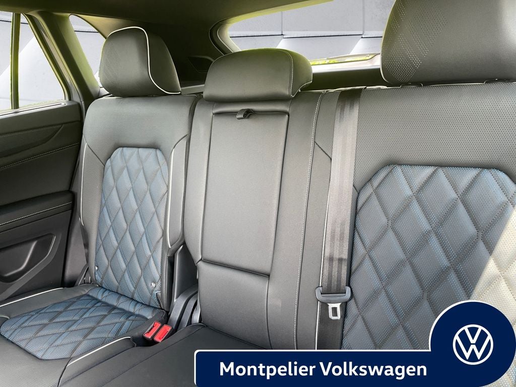 2026 Volkswagen Atlas Cross Sport 2.0T SEL Premium R-Line