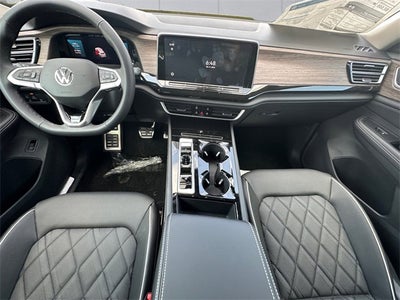 2025 Volkswagen Atlas 2.0T SEL Premium R-Line