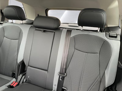 2027 Volkswagen Atlas SE w/Technology