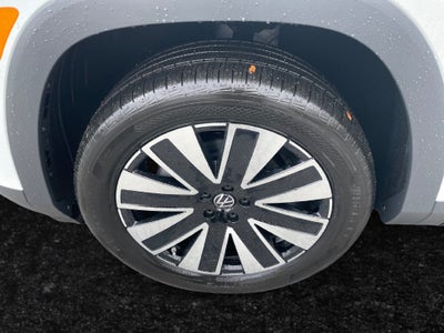 2027 Volkswagen Atlas SE w/Technology