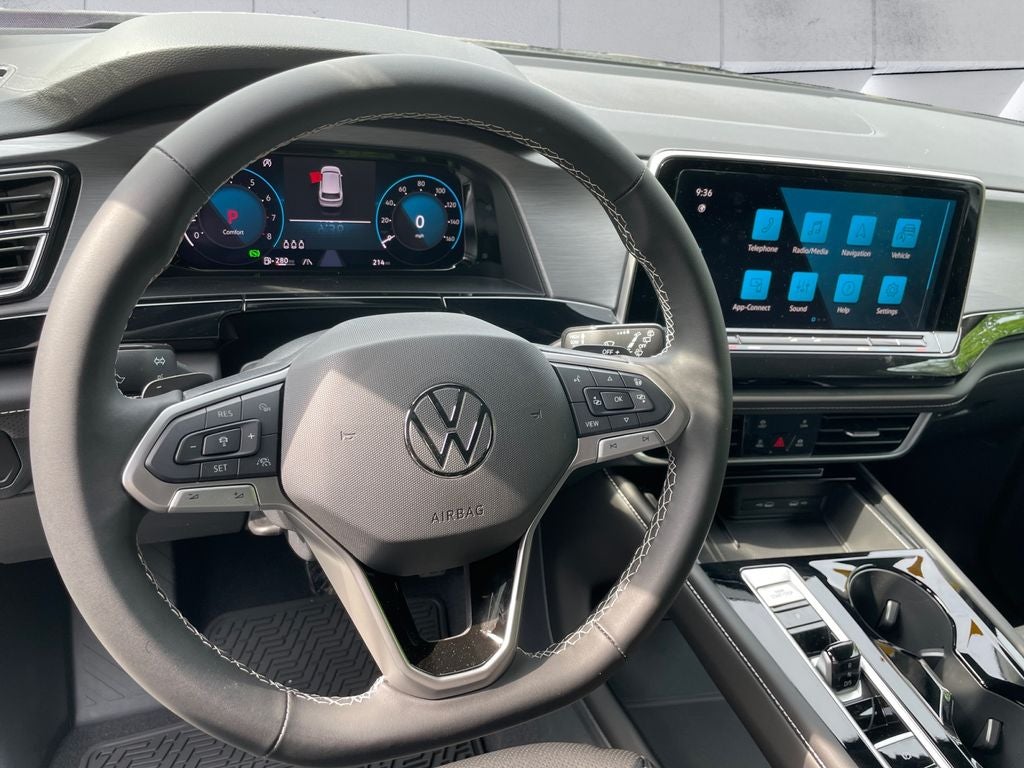 2026 Volkswagen Atlas Cross Sport 2.0T SE w/Technology