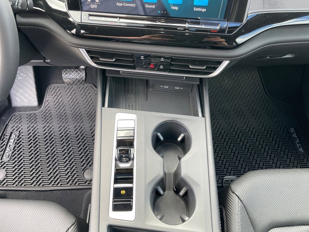 2026 Volkswagen Atlas Cross Sport 2.0T SE