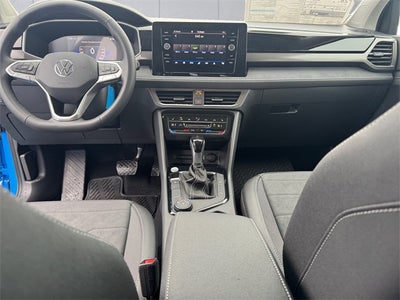 2026 Volkswagen Taos 1.5T SE Black