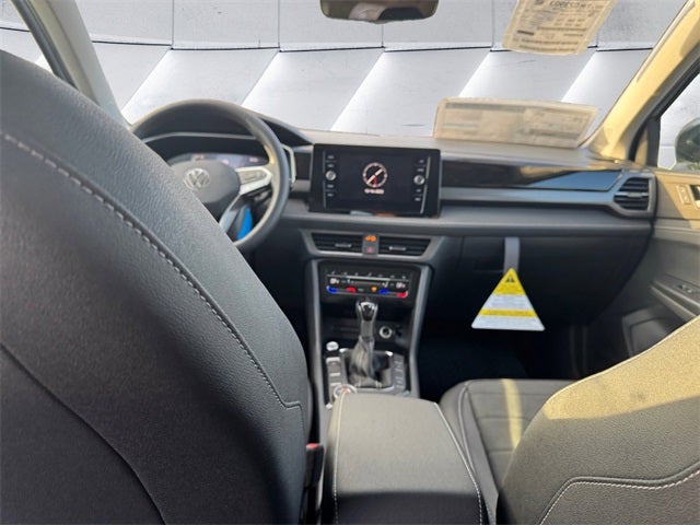 2026 Volkswagen Taos 1.5T SE Black