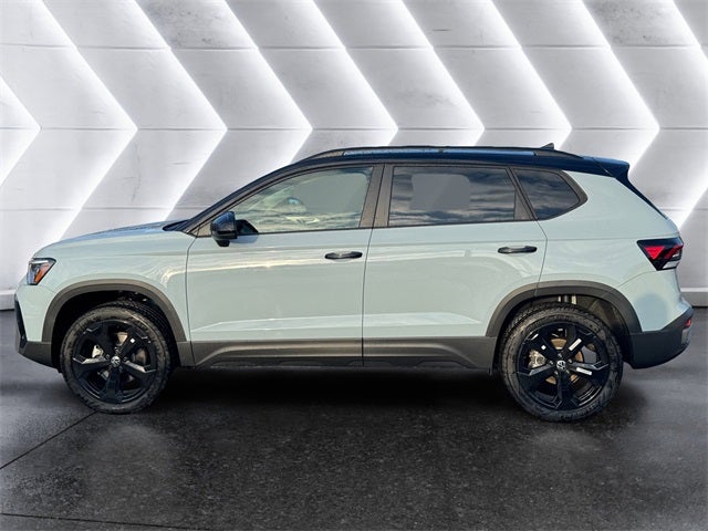 2026 Volkswagen Taos 1.5T SE Black