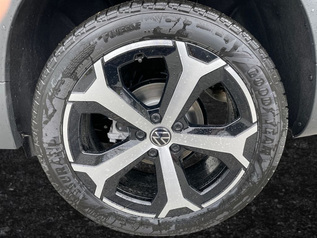 2026 Volkswagen Taos 1.5T SEL