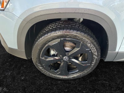 2027 Volkswagen Taos 1.5T SEL