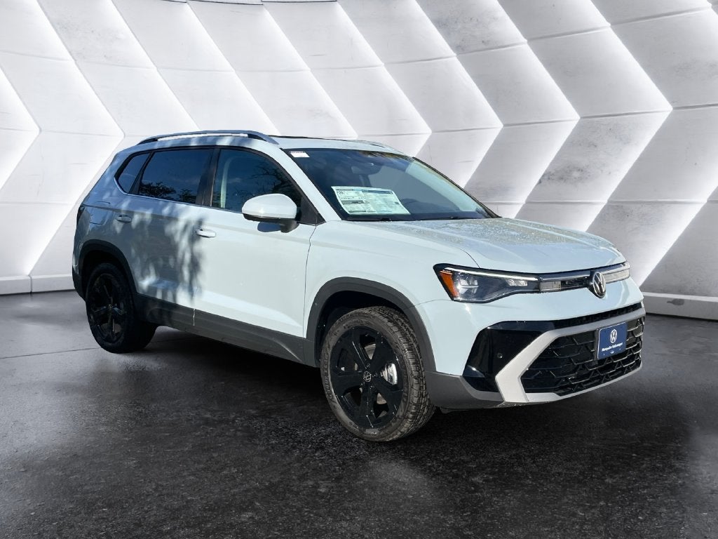 2027 Volkswagen Taos 1.5T SEL
