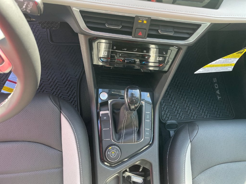 2027 Volkswagen Taos 1.5T SEL