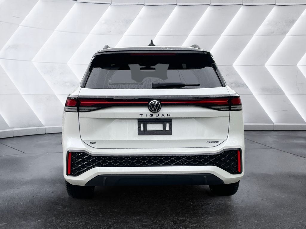 2026 Volkswagen Tiguan 2.0T SE R-Line Black