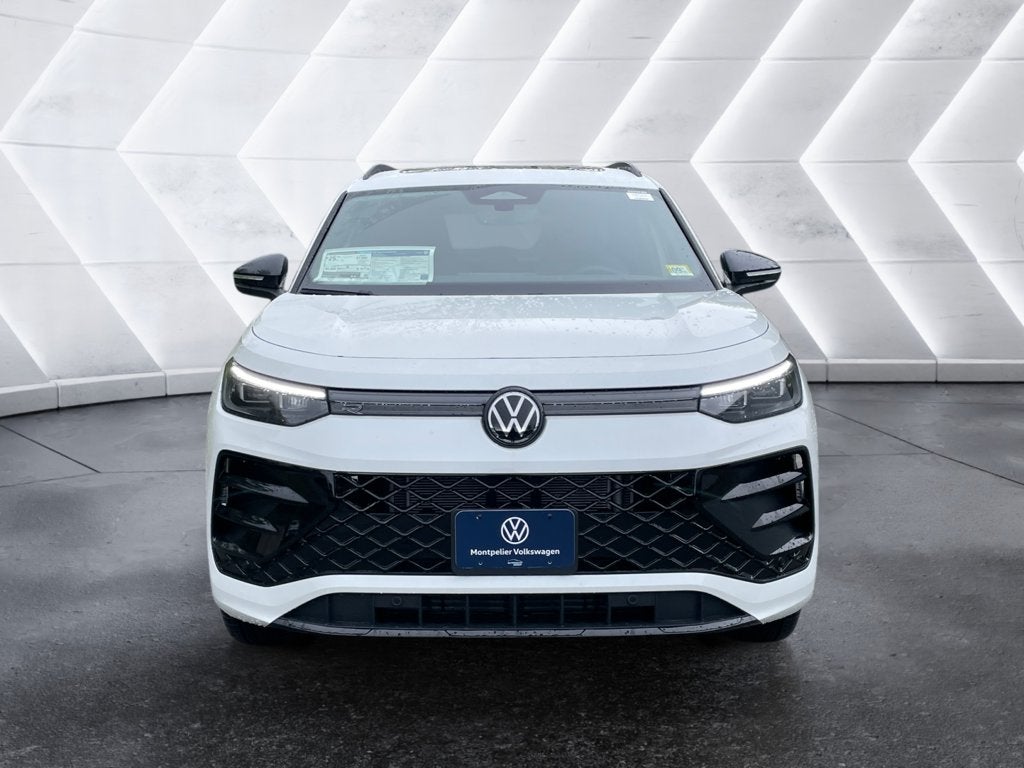 2026 Volkswagen Tiguan 2.0T SE R-Line Black