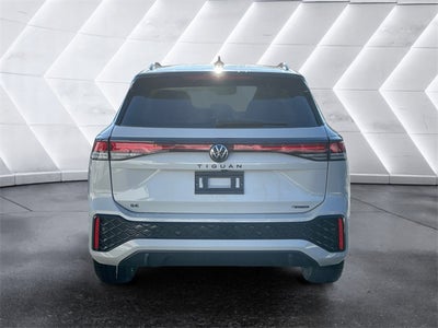 2026 Volkswagen Tiguan 2.0T SE R-Line Black