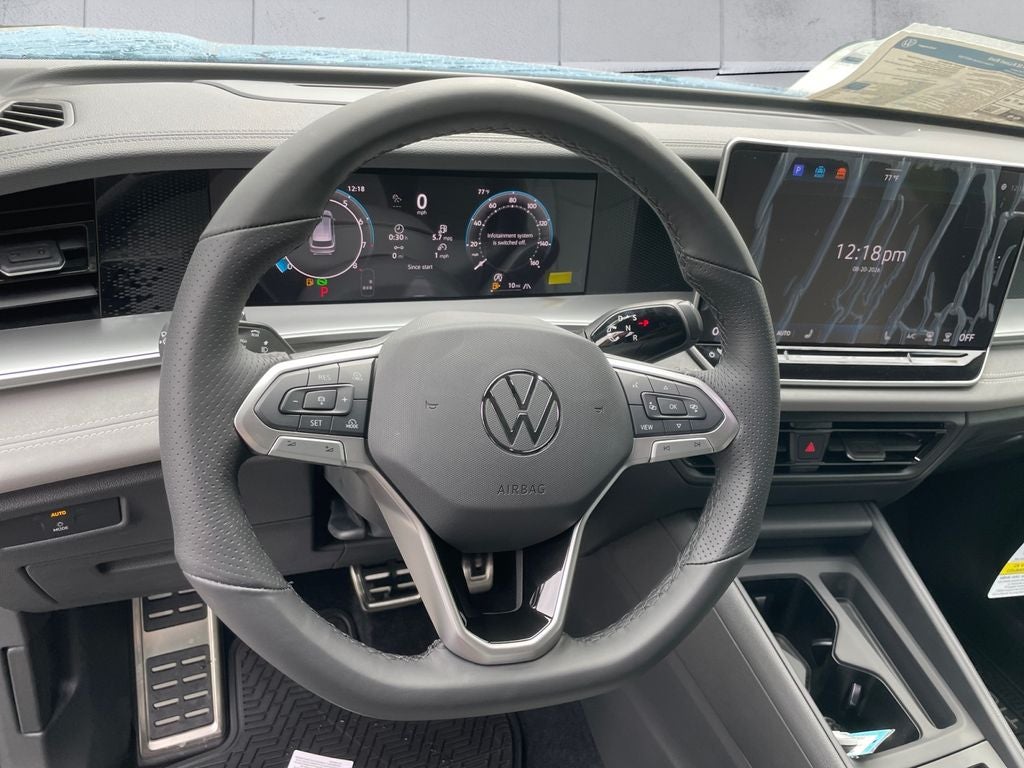 2026 Volkswagen Tiguan 2.0T SE R-Line Black