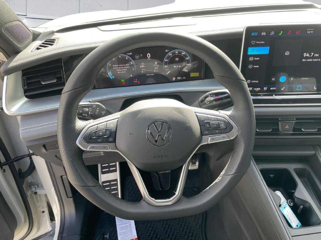 2026 Volkswagen Tiguan SE R-Line Black