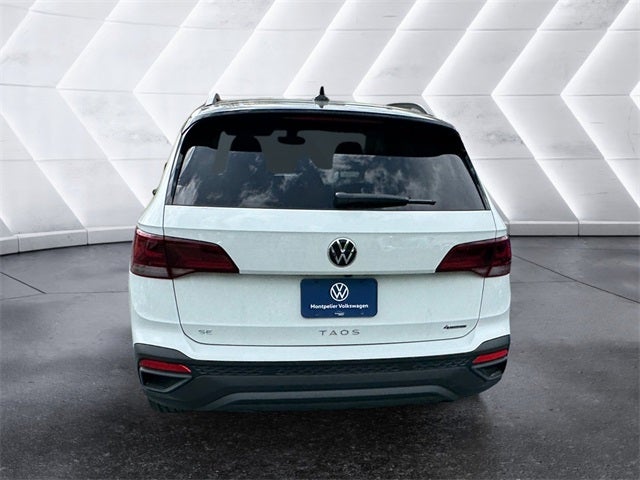2024 Volkswagen Taos 1.5T SE
