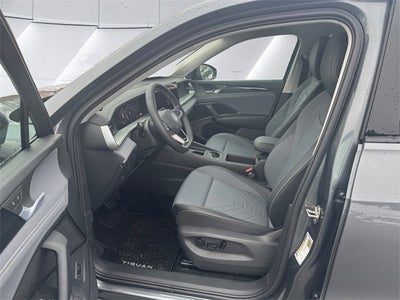 2026 Volkswagen Tiguan 2.0T SE