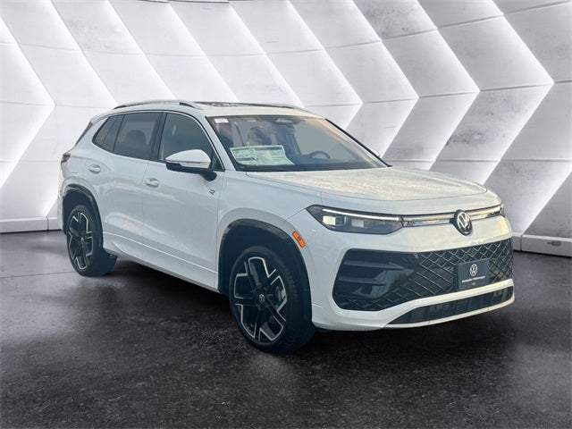 2026 Volkswagen Tiguan 2.0T SEL R-Line Turbo