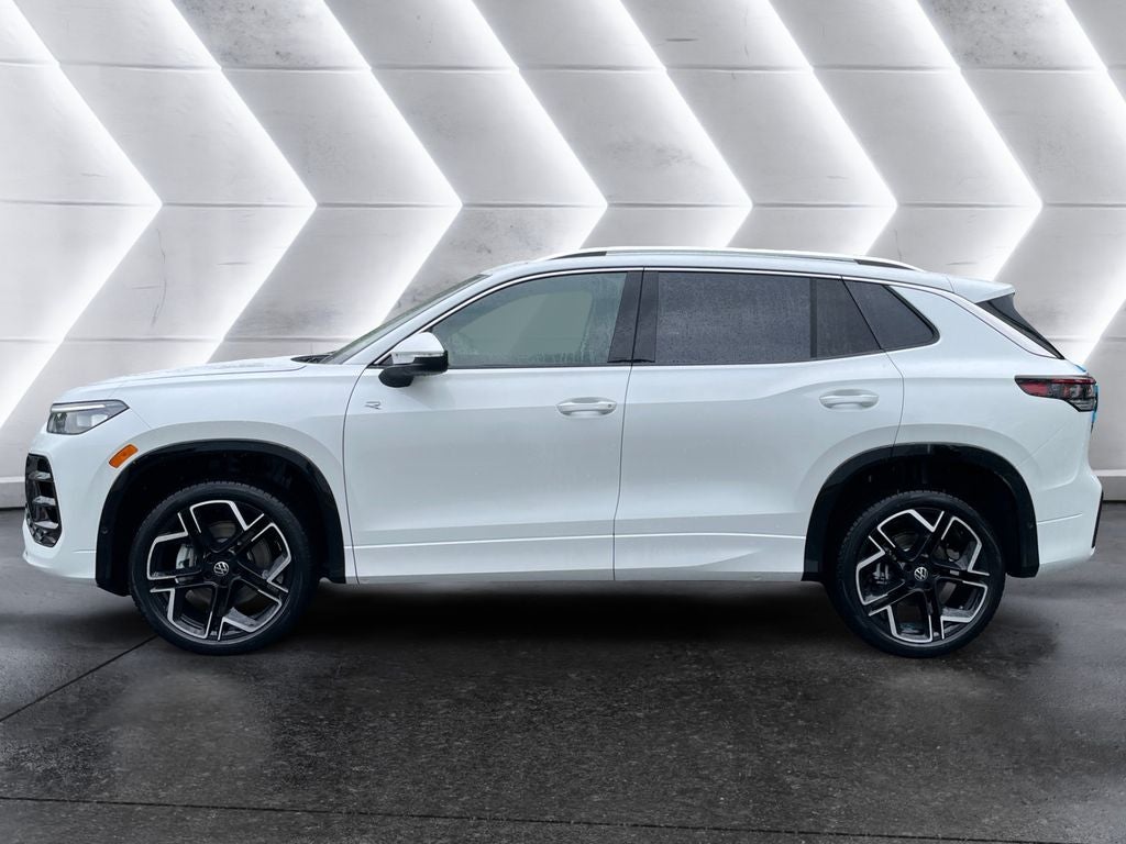 2026 Volkswagen Tiguan 2.0T SEL R-Line Turbo