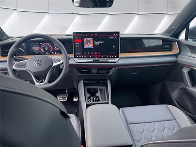 2026 Volkswagen Tiguan 2.0T SEL R-Line Turbo