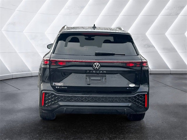 2026 Volkswagen Tiguan 2.0T SEL R-Line Turbo