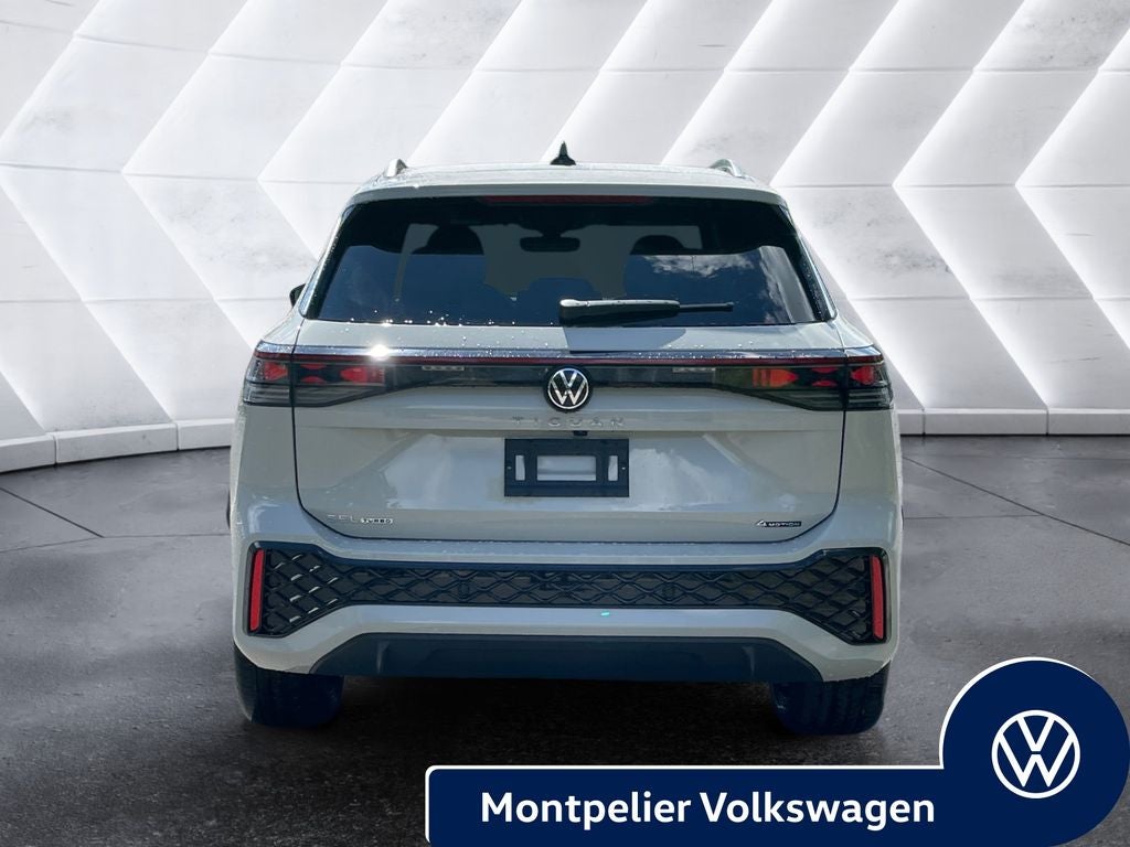 2026 Volkswagen Tiguan 2.0T SEL R-Line
