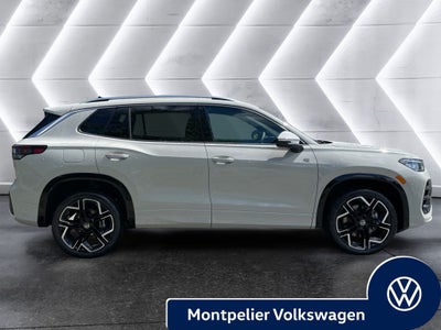 2026 Volkswagen Tiguan 2.0T SEL R-Line