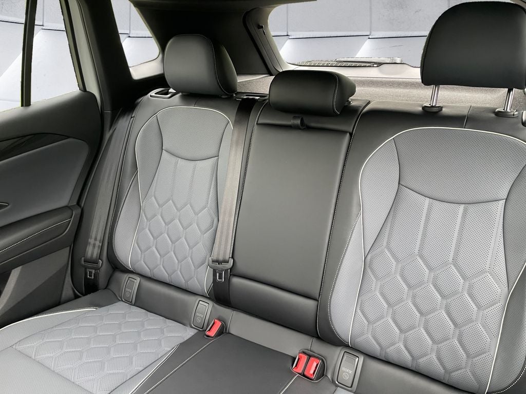 2026 Volkswagen Tiguan 2.0T SEL R-Line Turbo
