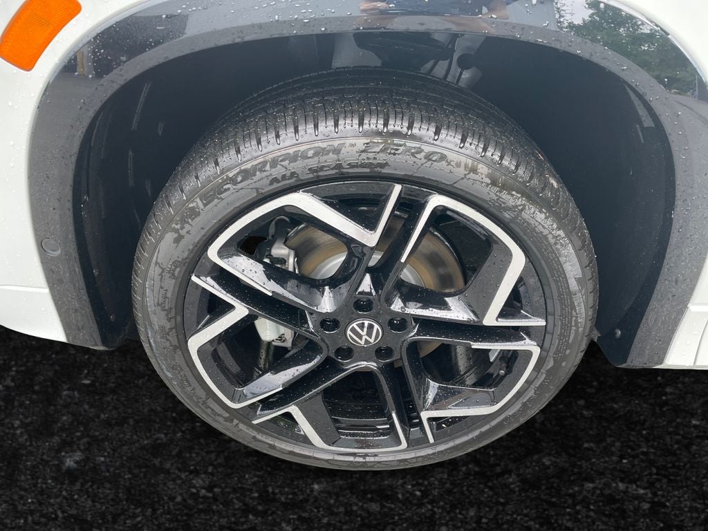 2026 Volkswagen Tiguan 2.0T SEL R-Line Turbo